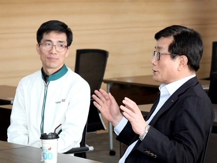사진2. 상생 협력 논의 02.jpg